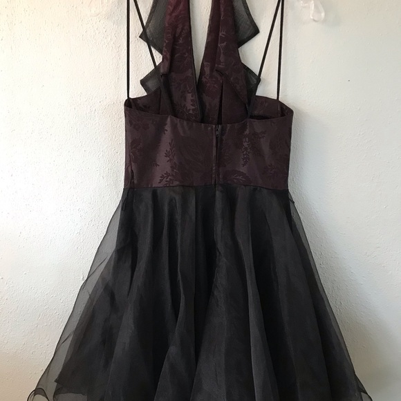 Dress - Picture 3 of 5